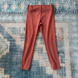 Vuori Rib Studio high waisted cropped leggings Terracotta - Women’s Large #VW442